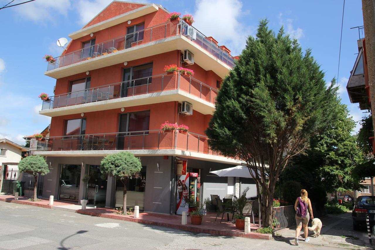 Aparthotel Elly بوموري المظهر الخارجي الصورة